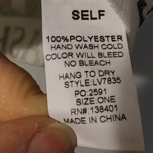 Love one Sweater size 1 Abalone buttons - Picture 6 of 7